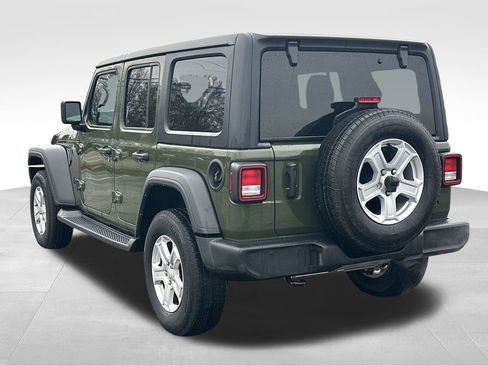 Used 2021 Jeep Wrangler Unlimited Sport image 18