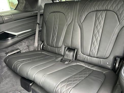 New 2026 BMW X7 xDrive40i w/ Executive Package image 16