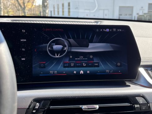 Certified 2025 BMW X1 M35i image 29