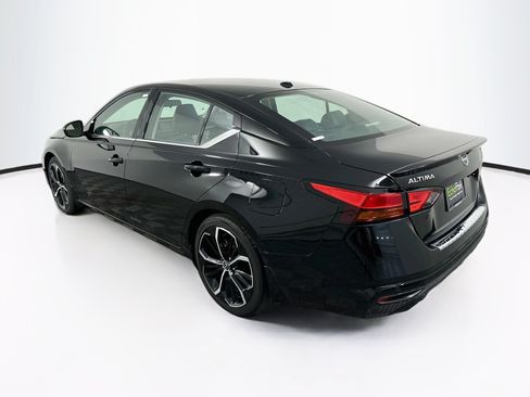 Used 2023 Nissan Altima 2.5 SR FWD image 5