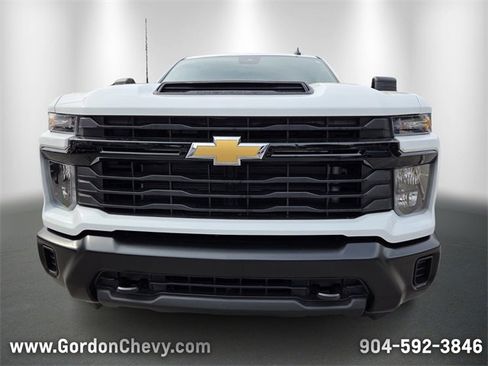 Used 2025 Chevrolet Silverado 2500 W/T image 9