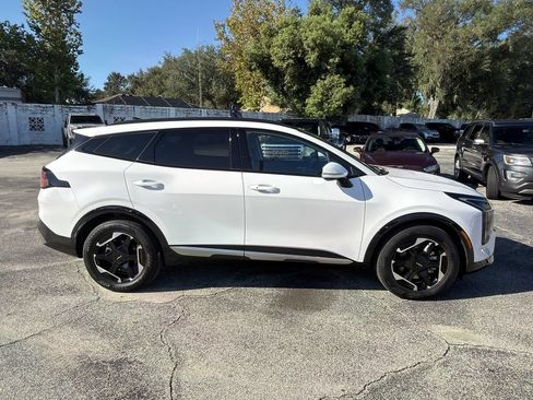 Certified 2026 Kia Sportage SX FWD image 4