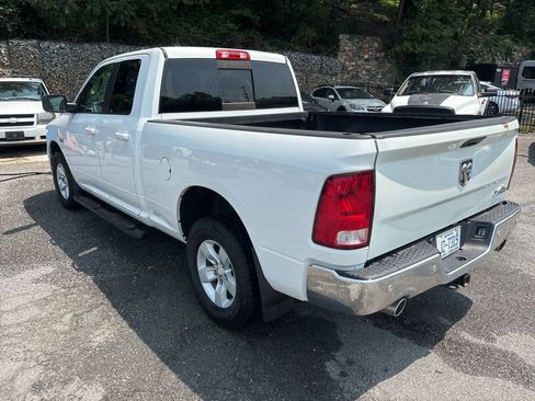 Used 2019 RAM 1500 Big Horn AWD/4WD image 14