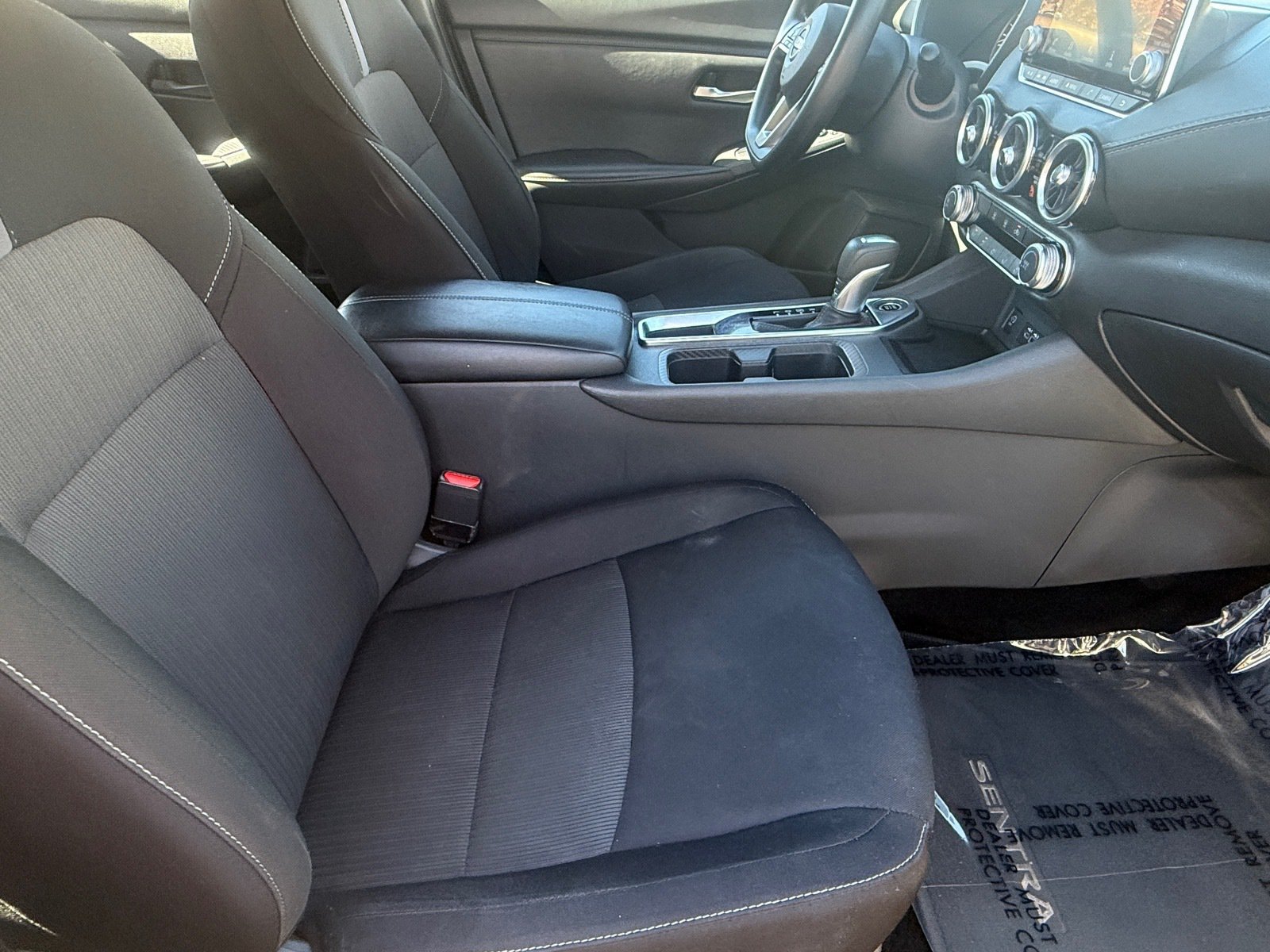 Used 2025 Nissan Sentra SV FWD image 10