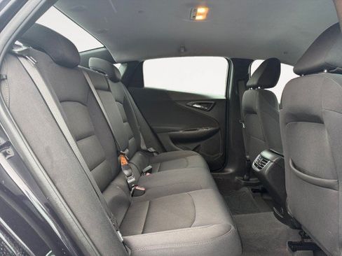 Used 2023 Chevrolet Malibu LT FWD image 12