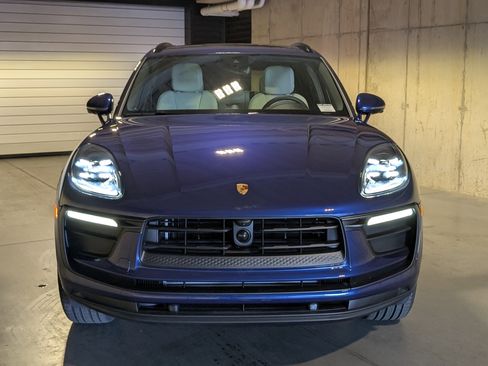 New 2026 Porsche Macan image 11