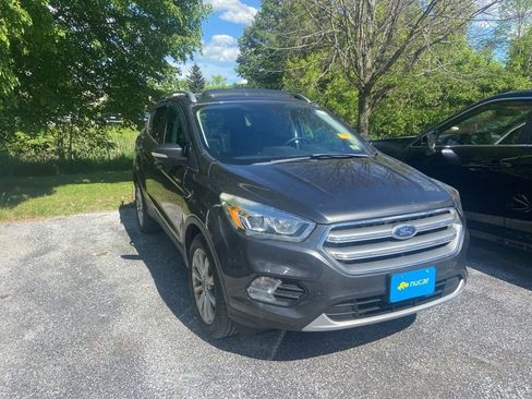 Used 2017 Ford Escape Titanium AWD/4WD image 1