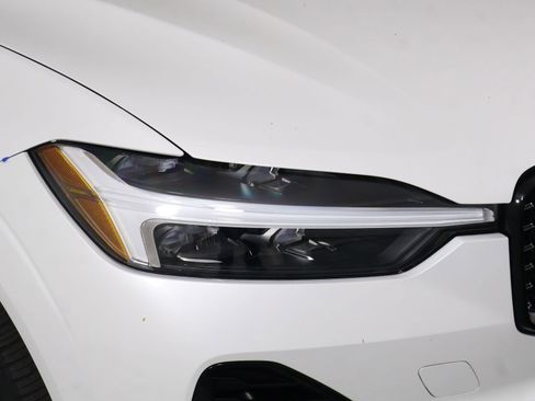 Certified 2025 Volvo XC60 T8 Core w/ Protection Package Premier AWD/4WD image 26