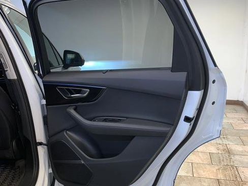 Used 2023 Audi Q7 3.0T Prestige image 56