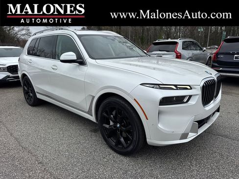 Used 2023 BMW X7 xDrive40i w/ Premium Package AWD/4WD image 1