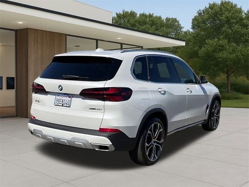 Used 2025 BMW X5 sDrive40i image 6