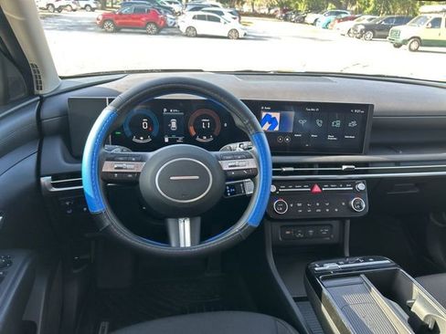 Used 2025 Hyundai Tucson Blue image 11