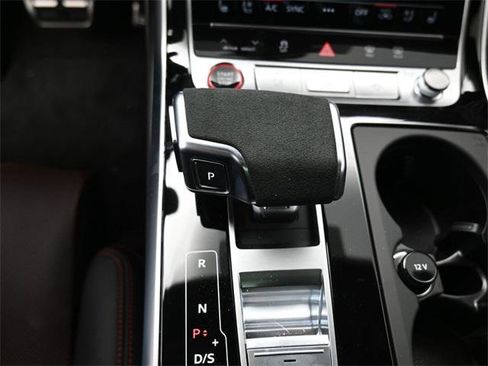 Used 2025 Audi RS Q8 performance image 26