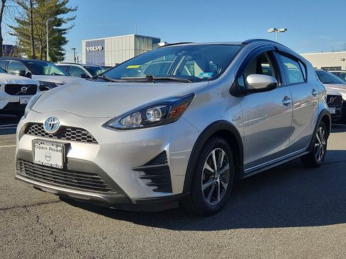 Used 2018 Toyota Prius C One w/ Carpet Mat Package image 3