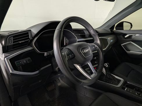 Used 2022 Audi Q3 2.0T Premium Plus AWD/4WD image 4