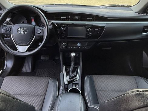 Used 2016 Toyota Corolla S image 11