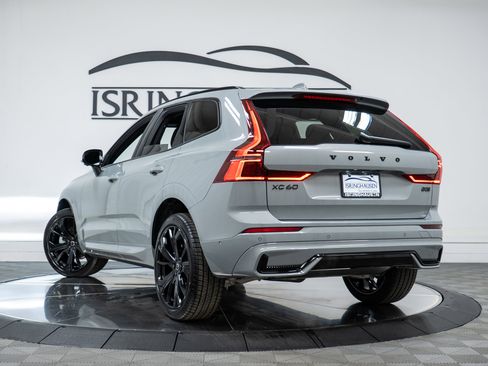 New 2026 Volvo XC60 B5 Ultra w/ Climate Package image 28