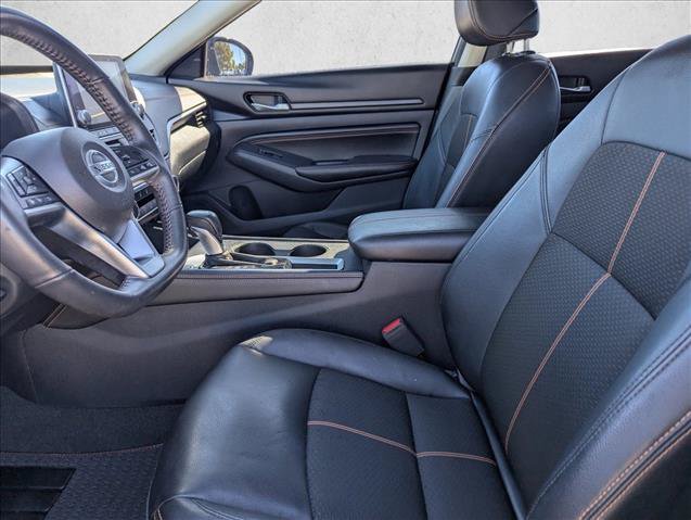 Used 2022 Nissan Altima 2.5 SR w/ Midnight Edition Package FWD image 23