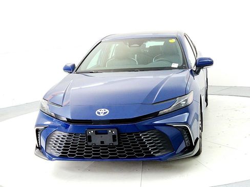 New 2026 Toyota Camry SE image 8