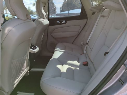 New 2026 Volvo XC60 B5 Ultra w/ Climate Package image 12