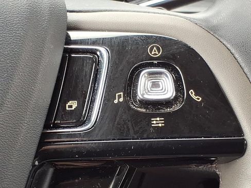 Used 2024 Lincoln Corsair AWD w/ Equipment Group 101A image 25