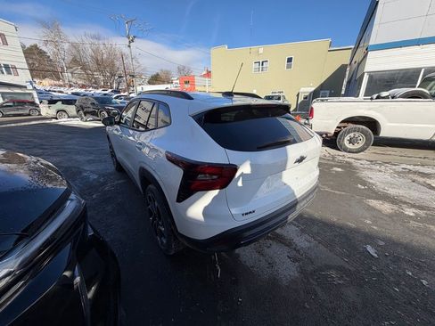 New 2026 Chevrolet Trax RS w/ Driver Confidence Package image 3