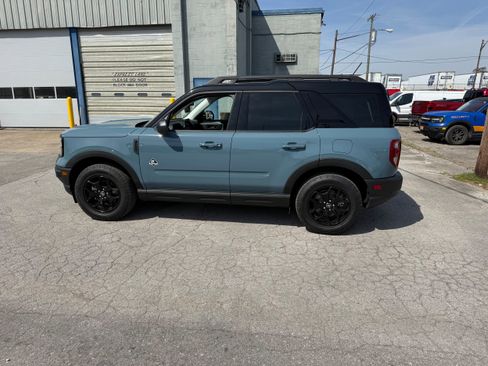 Certified 2022 Ford Bronco Sport Outer Banks w/ Tech Package image 8