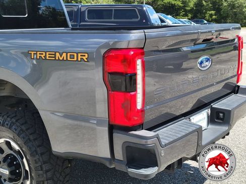 Certified 2023 Ford F250 Lariat w/ Lariat Ultimate Package AWD/4WD image 12