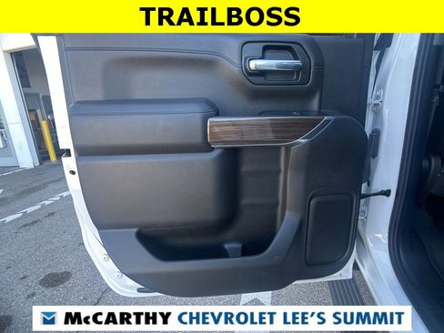 Used 2019 Chevrolet Silverado 1500 LT Trail Boss image 31