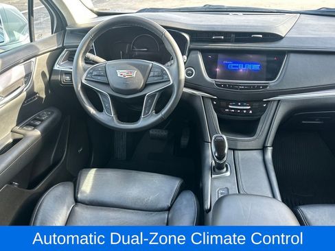 Used 2017 Cadillac XT5 Luxury image 17