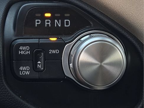 Used 2020 RAM 2500 Laramie AWD/4WD image 15