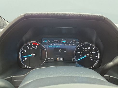 Used 2022 Ford F350 Platinum w/ Tremor Off-Road Package image 23