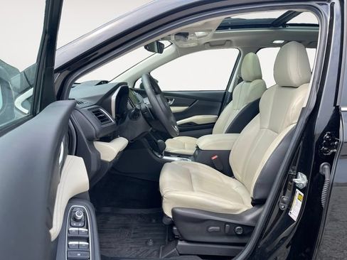 Used 2023 Subaru Ascent Limited w/ Technology Package AWD/4WD image 9