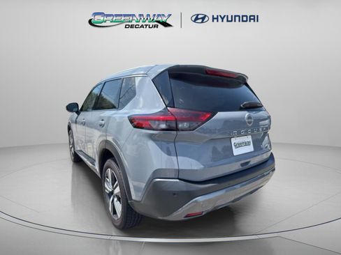 Used 2023 Nissan Rogue SL AWD/4WD image 6