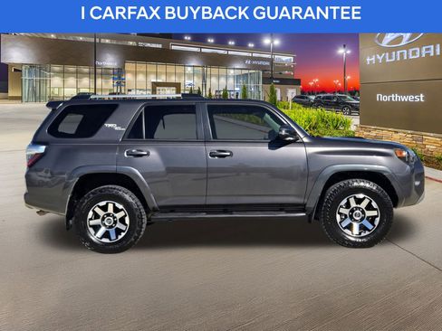 Used 2017 Toyota 4Runner TRD Off-Road Premium image 9
