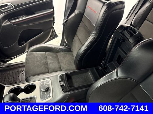 Used 2018 Jeep Grand Cherokee Trailhawk AWD/4WD image 20