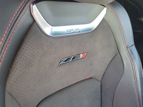 Used 2017 Chevrolet Camaro ZL1 image 20