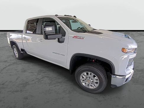 New 2026 Chevrolet Silverado 2500 LT w/ All Star Edition AWD/4WD image 4