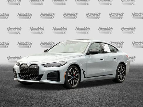 Certified 2023 BMW i4 eDrive40 w/ M Sport Package image 9