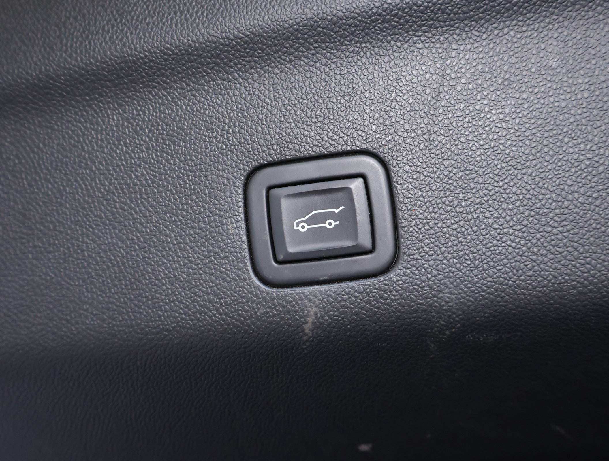 Used 2023 GMC Yukon XL AT4 w/ LPO, Floor Liner Package AWD/4WD image 31