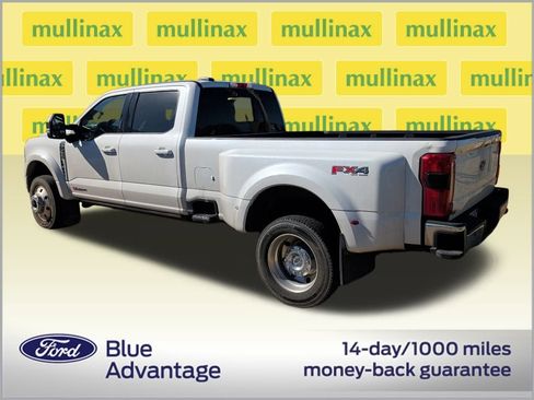 Used 2023 Ford F450 Lariat w/ Lariat Ultimate Package image 3