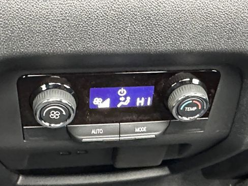 New 2026 Chevrolet Traverse Z71 image 25