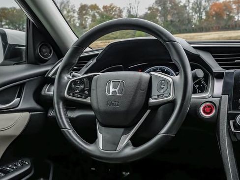 Used 2018 Honda Civic EX-T image 20