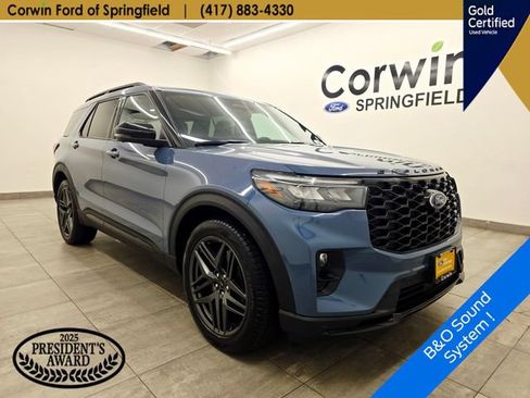 Used 2025 Ford Explorer ST w/ Sun And Sound Package AWD/4WD image 8