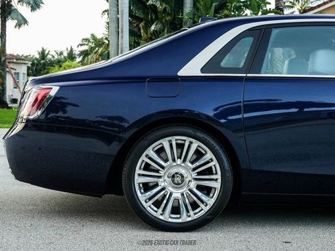 Used 2022 Rolls-Royce Ghost AWD/4WD image 10