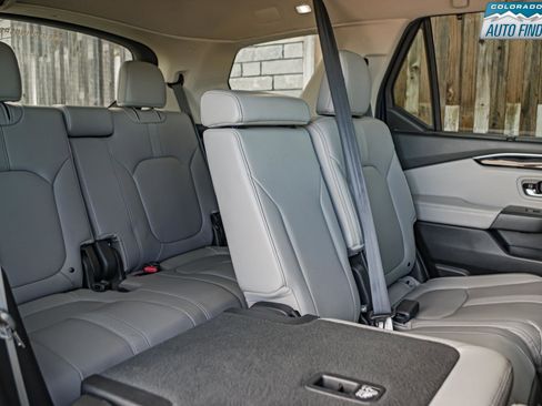 Used 2023 Honda Pilot Touring image 23