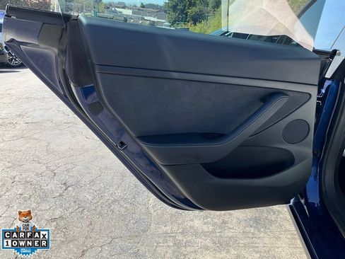 Used 2022 Tesla Model 3 Long Range AWD/4WD image 33