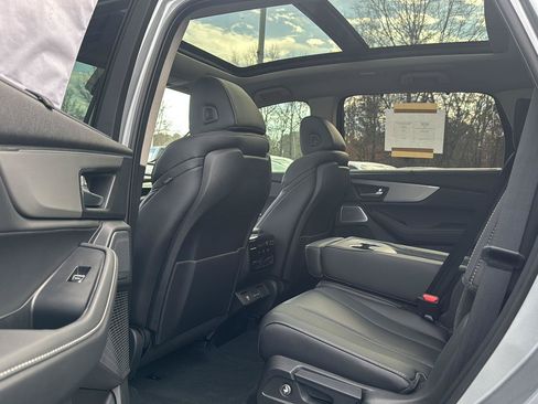 Certified 2026 Acura MDX FWD w/ Technology Package image 9