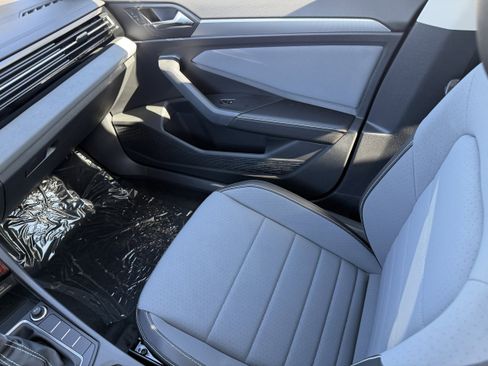 New 2026 Volkswagen Jetta SE image 15