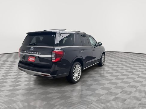 Used 2024 Ford Expedition Limited image 43